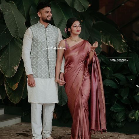 Engagement Dress For Hindu Bride Kerala, Kerala Engagement Dress Hindus, Kerala Engagement Dress Hindus Couple, Kerala Christian Groom Engagement Dress, Kerala Engagement Saree Hindus, Engagement Sarees, Indian Wedding Reception Outfits, Engagement Dress For Groom, Wedding Matching Outfits