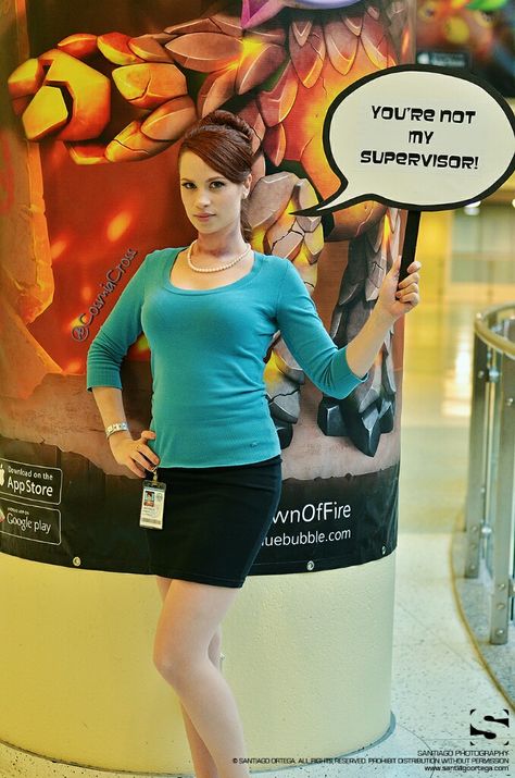 Cheryl Tunt from Archer Tv Characters Halloween Costumes, Lana Costume, Tv Show Costumes, Cheryl Tunt, Archer Cosplay, Archer Cartoon, Archer Tv Show, Archer Fx, Cosplay Tumblr