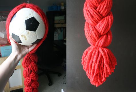 Jubilation Studios: Jessie's Red Yarn Wig - DIY Halloween Doorstep, Jesse Toy Story Costume, Yarn Wigs, Jessie Toy Story Costume, Jesse Toy Story, Disfraz Toy Story, Jessie Costume, Make A Wig, Funny Wigs