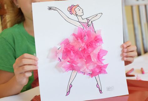 Ballet Craft For Kids- easy and simple ballerina project for little dancers. Great for preschool, kindergarten, or elementary. Ballerina Craft, Ballet Crafts, Ballet Birthday Party, Flower Crafts Kids, Dance Crafts, Princess Crafts, Kids Ballet, Ballerina Ornaments, Ballerina Project