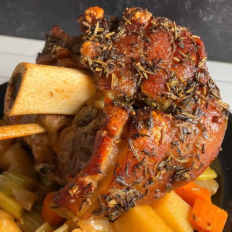 Ham Shanks Recipe, Smoked Ham Shank Recipes Crock Pot, Shank Half Ham Recipe, Ham Shank Recipes Ovens, Ham Shank Recipes Slow Cooker, Rosemary Ham Recipe, Fresh Ham Hock Recipes, Smoked Ham Shank Recipes, Pork Shanks Recipe Slow Cooker