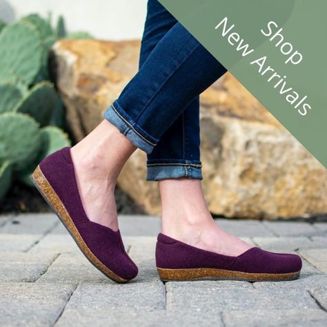 The Wool Clog Buying Guide - Stegmann Clogs Stegmann Clogs Outfit, Stegmann Clogs, Wool Clogs, Everyday Casual Outfits, Dark Magenta, Dress Shoe, Dress Shoes Womens, Leather Clogs, Feminine Dress