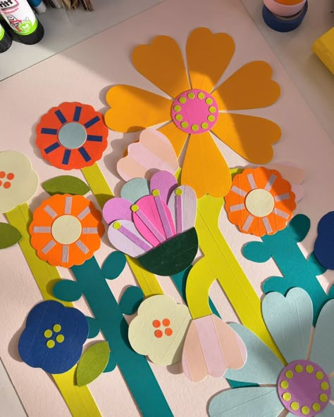 Collage Club | ✂️🌞🌸 A sunny little work in progress shot on this grey Saturday in London. Using @mtmaskingtape_uk to create a colourful flower garden 🌸🌞✂️ | Instagram Flower Pavilion, Construction Paper Art, Art Book Ideas, Mini Concert, Handmade Felt Ornament, Botanical Collage, Flower Collage, Collage Art Projects, Children Activities