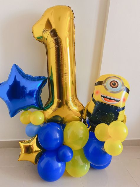 Minion Balloon Garland, Minion Theme Decoration, Minion Birthday Party Balloons, Minion Birthday Party Backdrop, Minion Balloons, Goku Y Vegeta, Balloon Bouquet Diy, Minions Party, Minion Theme