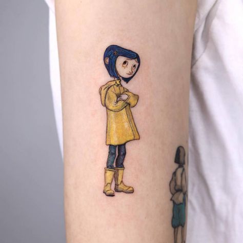 Caroline Tattoo, Coraline Tattoo Ideas, Arm Cover Up Tattoos, Tattoo Boy, Sewing Tattoos, Coraline Tattoo, Button Tattoo, Cactus Tattoo, Cute Tattoo