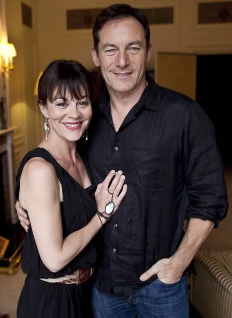 Helen McCrory & Jason Isaacs. Helen Mccrory, Imprimibles Harry Potter, Malfoy Family, Jason Isaacs, Lucius Malfoy, Images Harry Potter, Harry Potter Actors, Harry Potter 2, Harry Potter Film