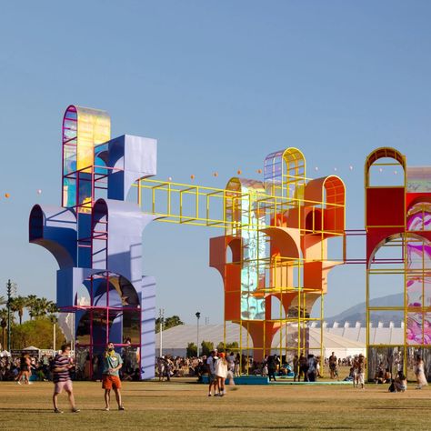 Coachella Landscape, Coachella Art Installations, Coachella Installations, Festival Structures, Coachella Art, Playgrounds Architecture, Magnified Images, Coachella 2022, Adult Playground