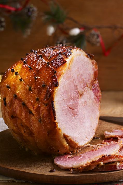 The Hairy Bikers bring you the traditional honey-mustard glazed gammon. It makes the perfect Christmas dinner, or Boxing day, or a buffet centrepiece for any festive day! Boxing Day Food Ideas, Boxing Day Buffet Ideas, Easy Gammon Recipes, Gammon Glaze Recipes, Christmas Gammon, Roast Gammon Recipes, Glaze For Gammon Easy Recipes, Christmas Gammon Recipes, Boxing Day Traditions