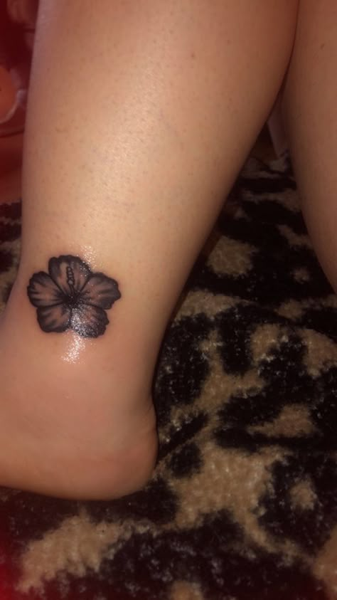 Hibiscus Ankle Tattoos For Women, Hibiscus Foot Tattoo, Ankle Tattoos Flower, Small Hibiscus Flower Tattoos, Small Ankle Tattoo, Ankle Tattoo Cover Up, Flower Ankle Tattoo, Hibiscus Flower Tattoo, Small Flower Tattoo