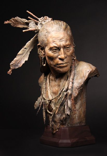 Cowboy Artists, Native American Artwork, Western Artist, Sculptures Céramiques, Indian Sculpture, American Indian Art, Portrait Sculpture, Bronze Statue, Figurative Sculpture