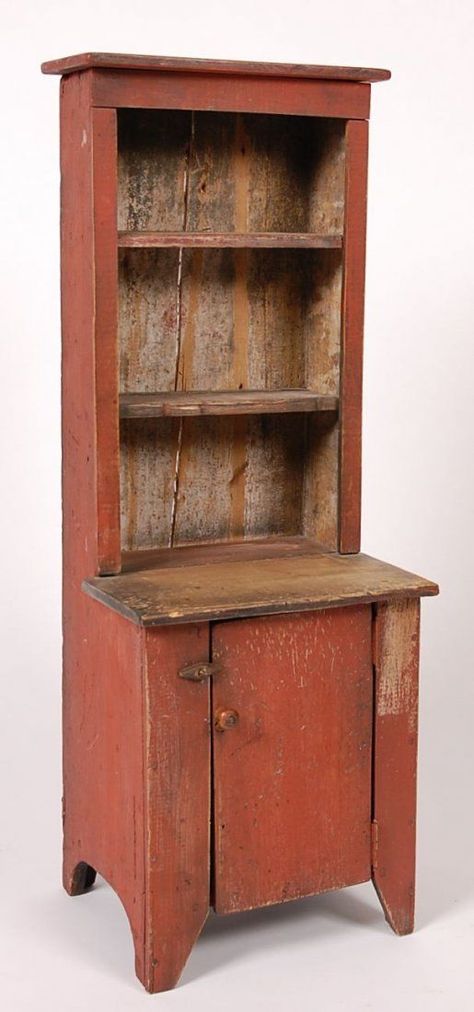 Stepback Cupboard, Country Homestead, Rustic Style Furniture, Primitive Cabinets, Primitive Cupboards, Country Cupboard, Deco Champetre, Antique Cupboard, Primitive Homes