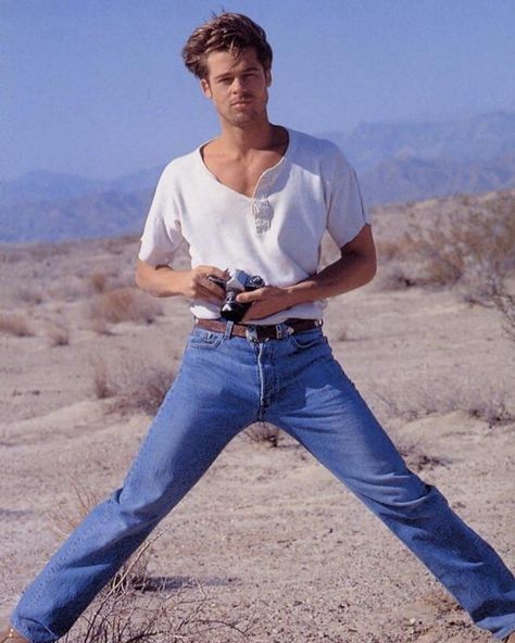 90ssclassy ⭐ on Instagram: “Brad Pitt for Levi's (1991)” Brad Pitt Thelma And Louise, Levis 501 Outfit Vintage, Levis 501 Outfit, 501 Outfit, Thelma And Louise, Thelma Louise, Levis Outfit, Boyfriend Outfit, Street Style Outfits Men