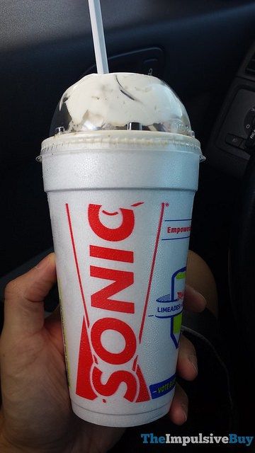 Sonic Blast made with Reese’s Peanut Butter Cups & Peanut Butter Flavor… Sonic Blast, Hershey Syrup, Fast Food Items, Reeses Peanut Butter Cups, Reeses Peanut Butter, Dunkin Donuts Coffee Cup, Coors Light Beer Can, Foodie Recipes, Favorite Snack