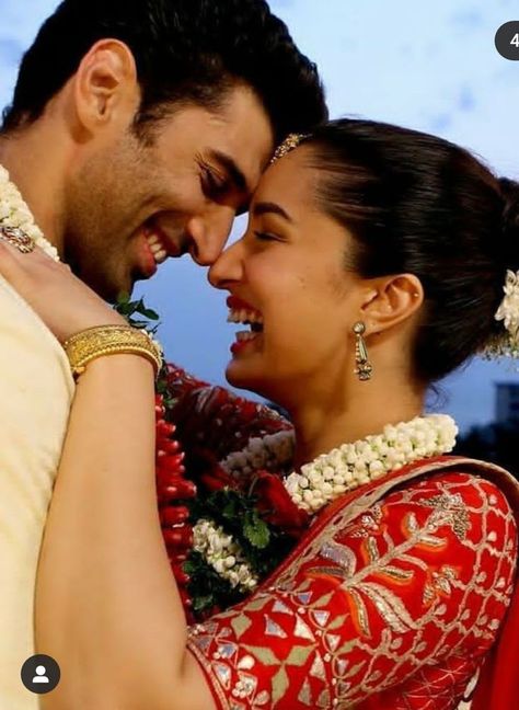 Ok Jaanu Movie, Ok Jaanu, Goofy Couples, Roy Kapoor, Bollywood Aesthetic, Song Images, Dharma Productions, Desi Love, Shraddha Kapoor Cute