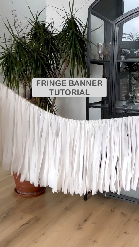 Fringe Banner, Diy Fringe, Gift For Mom Christmas, Christmas Gift Basket Ideas, Christmas Gift For Mom, Gift Basket Ideas, Christmas Gift Basket, Mom Christmas, Balloon Decorations Party