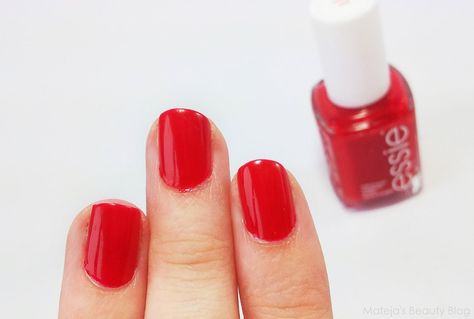 Essie Really Red, Lipstick Nails, Poppy Red, Nails Desing, Care Skin, Body Hair, Makeup Hair, Red Poppies, Essie