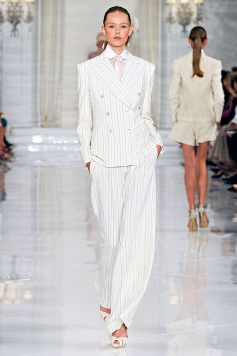 I love this suit! I have never worn a white pinstriped suit but I want one. Pinstripe Suit Women, Ralph Lauren Womens Clothing, Ralph Lauren Suits, Beautiful Suit, Woman Suit Fashion, Ralph Lauren Women, Lauren White, Ralph Lauren Collection, Suit Fashion