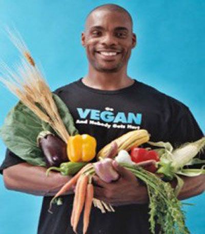 In recent times, more and more athletes and even body builders are turning to a more ethical way of life, choosing to eschew animal based foods and products. This may often be against popular perce… Vegan People, Vegan Athlete, Famous Vegans, Kenneth Williams, Story Food, Vegan Bodybuilding, Vegan Athletes, Bodybuilding Diet, Natural Bodybuilding