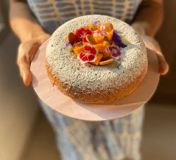 Mango Pound Cake Recipe, Mango Pound Cake, Vegan Pound Cake Recipe, Banana Oat Muffins, Tea Cakes Recipes, Eggless Desserts, Mango Cake, Eggless Recipes, Healthy Cake Recipes