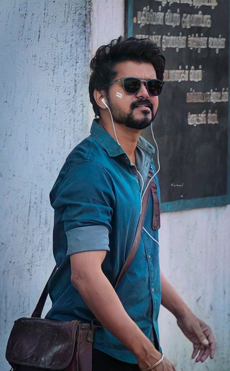 Master Jd Vijay, Jd Vijay, Nanban Movie Pics, Master Jd, Vijay Wallpaper, Thalapathy Wallpaper, Vijay Actor Hd Images, Iron Man Photos, Fun Love Quotes For Him