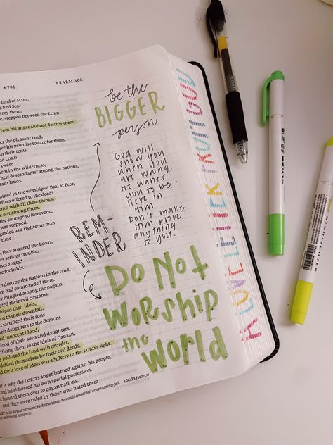 Pretty Bible Notes, Bible Margin Notes, Bible Journaling In Bible, Bible Notes In Bible, Bible Study Aesthetic Notes, Bible Study Notes Aesthetic, Aesthetic Bible Notes, Psalms Bible Journaling, Aesthetic Bible Journaling