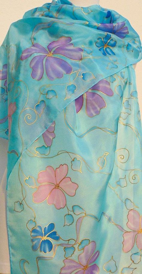 Leheriya Dupatta, Painted Suits, Pastel Violet, Saree Painting Designs, Fabric Paint Diy, Saree Painting, Fabric Painting Techniques, Blue Silk Scarf, Fabric Painting On Clothes