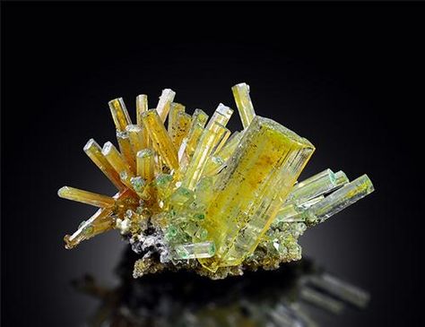 Gypsum Var Selenite With Botallackite, Atacamite, Paratacamite ~ Lubin Mine, Lubin District, Lower Silesia, Poland Golden Calcite, Rock Quarries, Minerals Crystals Rocks, Rock Minerals, Fine Minerals, Calcite Crystal, Mineral Stone, Minerals And Gemstones, Rocks And Gems