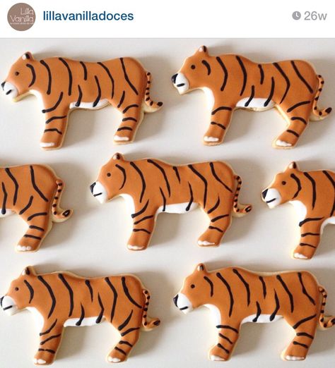 Tiger Cookies Decorated, Flag Sugar Cookies, Tiger Snacks, Wild One Cookies, Animal Sugar Cookies, Jungle Food, Tiger Cookies, Sugar Cookies Designs, Tiger Who Came To Tea