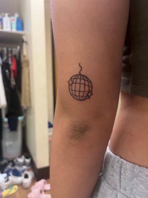 Mirror All Tattoos, Mirrorball Archer Tattoo, Taylor Swift Patchwork Tattoos, Taylor Swift Mirrorball Tattoo, Simple Taylor Swift Tattoos, Mirrorball Tattoo Taylor Swift, Small Taylor Swift Tattoo, Mirror Ball Tattoo, Mirrorball Tattoo