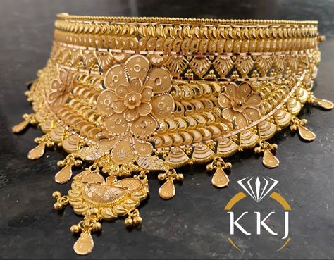 Bridal Jewlery, Silver Anklets Designs, Choker Necklace Online, Gold Necklace Wedding, Wedding Jewelry Sets Bridal Jewellery, Bright Pillows, Beautiful Bridal Jewelry, Neck Pieces Jewelry, New Gold Jewellery Designs