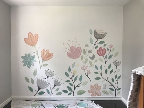 Floral Mural Nursery, Baby Girl Mural Nursery, Floral Wall Painting Ideas Bedroom, Wildflower Wall Painting, Handpainted Floral Wall Mural, Flower Wall Murals Painted Diy, Painting Flowers On Wall, Flowers Painted On Wall, Baby Girl Nursery Mural