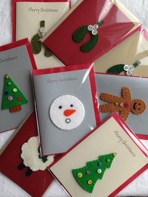 Felt Christmas Cards Handmade, Felt Cards Handmade, Felt Christmas Cards, Yule Solstice, Felt Cards, Xmas Cards Handmade, Fabric Christmas Cards, Button Christmas Tree, Xmas Projects