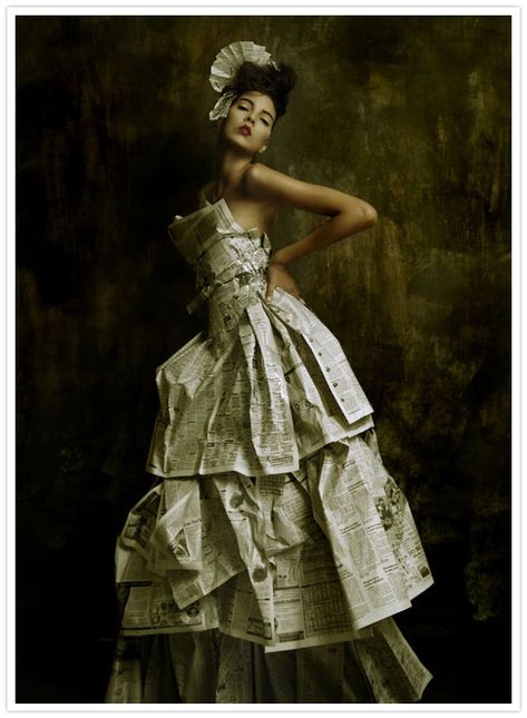 Newspaper wedding dress Newspaper Wedding, Newspaper Fashion, Newspaper Dress, Wedding Newspaper, Paper Clothes, Recycled Dress, Paper Fashion, Paper Dress, Recycled Fashion