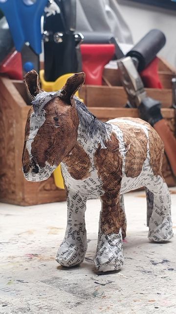 Diana Parkhouse - Artist on Instagram: "Sometimes I surprise myself. I've tried to make a horse before and abandoned it very early. Its very hard to make a horse using these rudimentary methods of bits of paper and tape and wire and what not. But here we are a little time on, and we have Salty the pony! And Salty came to absolute life the moment she started getting her paint on. I had a particular feeling when I made my very first fox (who lives with a friend now in Holland), thet I had made so Cardboard Horses, Paper Mache Horse, Western Stuff, Surprise Me, Artist On Instagram, Diy Art Painting, A Horse, Paper Mache, Diy Art