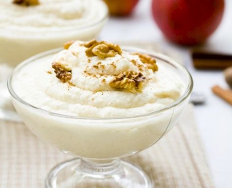 Apple Mousse Apple Mousse, Mousse Desserts, Cake Mousse, Seasonal Desserts, Mousse Recipes, Dessert Ingredients, Gluten Free Treats, Easiest Apples, Dessert Appetizers