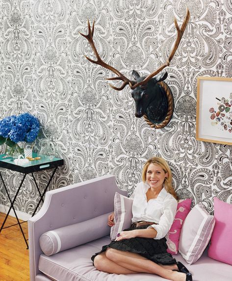 Tori Mellott: A Houseful Of Style In 200 Square Feet | Domino Magazine Wallpaper, Man Manifestation, Studio Design Ideas, Trendy House, Small Room Ideas, House Beautiful Magazine, Domino Magazine, Famous Interior Designers, Tiny Apartments