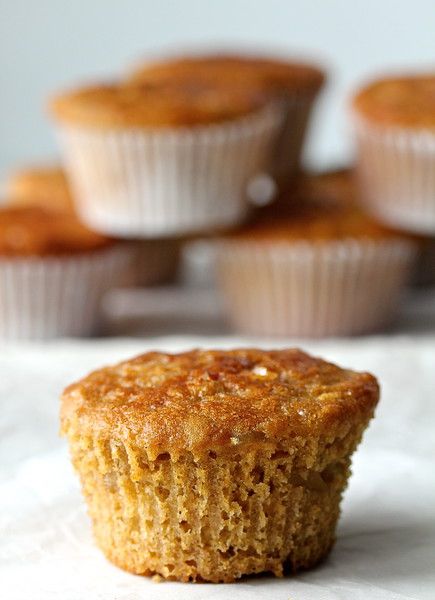 Banana Apple Sauce Muffins, Banana Muffins Made With Applesauce, Banana Muffins With Applesauce, Banana Applesauce Muffins, Raisin Bran Muffins, Oat Bran Muffins, Eating Green, Muffins Healthy, Applesauce Muffins