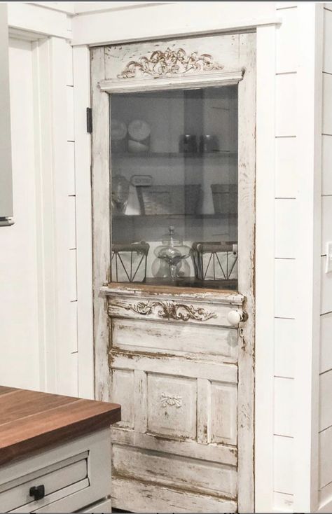 Vintage Pantry Door, Rustic Pantry Door, Pantry Door Ideas, Rustic Pantry, Kitchen Pantry Doors, Vintage Pantry, Farmhouse Pantry, Pantry Remodel, Pantry Doors