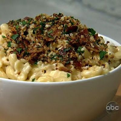 CARLA HALL, THE CHEW - Mac and Cheese @keyingredient #cheddar #bacon #cheese The Chew Recipes, Stovetop Mac And Cheese, Carla Hall, Bacon Mac And Cheese, Best Mac And Cheese, Mac Cheese Recipes, The Chew, Mac N Cheese Recipe, Macaroni Cheese