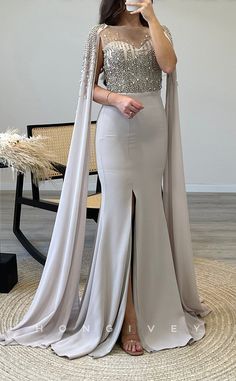 #BEAUTY ,#REALATIONSHIPS #Fashion #Outfits #Summer Outfits #Animals Elegant Dress For Wedding, Simple And Elegant Dress, Classy Gowns, Mode Turban, Stylish Short Dresses, Train Party, Braut Make-up, Trumpet Gown, Sleeve Gown