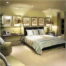 Warm Bedroom Colors, Best Bedroom Paint Colors, Green Bedroom Design, Sofa Green, Simple Home Decoration, Warm Bedroom, Home Staging Tips, Decor Ikea, Green Walls