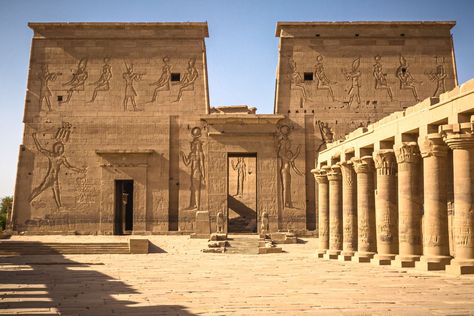 The Temple of Philae located on Agilkia Island is an unmissable destination when visiting Egypt. Find out how to visit and what to see at the Temple of Philae. Mummy Museum, Aswan Dam, Hidden Passage, Egyptian Temple, Structural Drawing, Visit Egypt, Roman History, Through The Window, The Temple