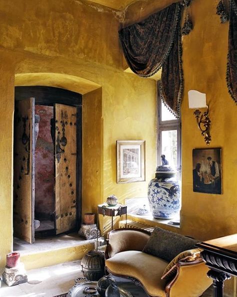 I'm all about rich ochre walls, Morroccan style today. Off to the paint shop soon to find a colour similar to this and I might even do a colour washed wall effect with it, similar to the above picture from @vogueliving . . . #moroccaninterior #ochrewalls #colourwashwalls #blackandwhitedecor #stellarspaces  #bohemianhome #monochromedecor #vogueliving #interiordesign #interieurs #myhomevibe #nestandthrive #interiors #sittingroom #elledecor #worldofinteriors #monochromehome #stylishliving #... Hot House, Moroccan Homes, Vogue Living, Yellow Walls, Dream Living, Eclectic Style, Mellow Yellow, My New Room, Beautiful Interiors