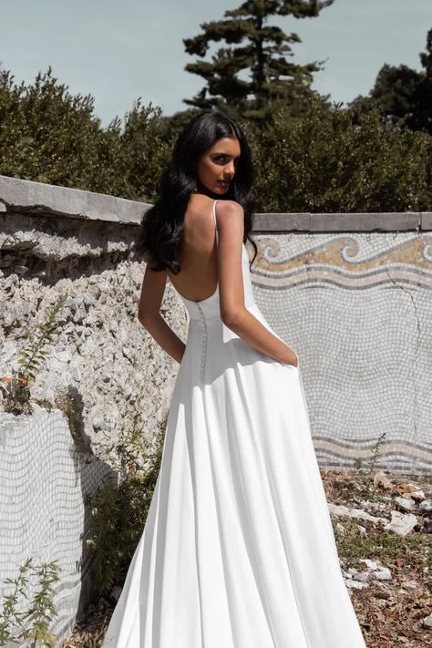 Jenny by Jenny Yoo Online Store - Bridal Gown and Wedding Dress Shop, Plus Sizes Train Skirt, Jenny Yoo Bridal, Ballgown Skirt, Classic Bride, Chic Brides, Occasion Dresses Wedding, Wedding Elegant, Ball Gown Skirt, Jenny Yoo