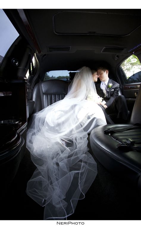 must have a shot of us in limo leaving: one of us smiling at camera, one kissing, one goofy Wedding Limo Service, Classy Engagement Photos, Wedding Shot List, Wedding Limo, Foto Wedding, November Wedding, Wedding Picture, Wedding Videographer, Vegas Wedding