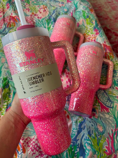 Pink glitter Stanley tumbler  Hand wash ONLY!  Message me if you have any questions :) Cute Things To Have, Colorful House Decor, Stanley Products, Gen Alpha, Trendy Water Bottles, Preppy Things, Disney Cups, Stanley Cups, Custom Stanley