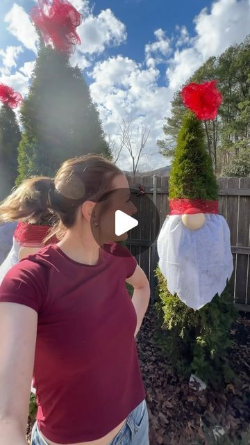 Morgan Renfro on Instagram: "the cutest & biggest gnomes i ever did see!! I used snow felt, plastic bowls, & decorative mesh to turn our christmas trees (arborvitae) into garden gnomes! 🥹🎄 #gardengnomechristmastree #gnomechristmastree #arborvitaegnomes #diygnomes #diy #doityourself #gardengnomes #christmasdiy #christmasgnomes #holidaydiy #outdoorchristmasdecor" Gnome Outdoor Tree, Outdoor Gnomes Christmas Tree, Tree Gnomes Christmas Outside, Xmas Gnomes Diy Outdoor, Gnome Bushes Christmas Outdoor, Gnome Trees Christmas Outdoor, Outdoor Christmas Gnomes Diy How To Make, Arborvitae Gnomes, Evergreen Gnomes Diy