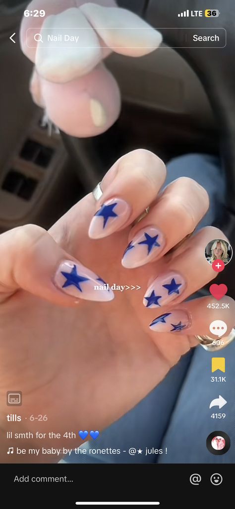 Royal Blue Star Nails, Blue Star Nails, Royal Blue Nails Designs, Star Nail Designs, Cruise Nails, Royal Blue Nails, Light Blue Nails, Summery Nails, Pretty Nail Designs