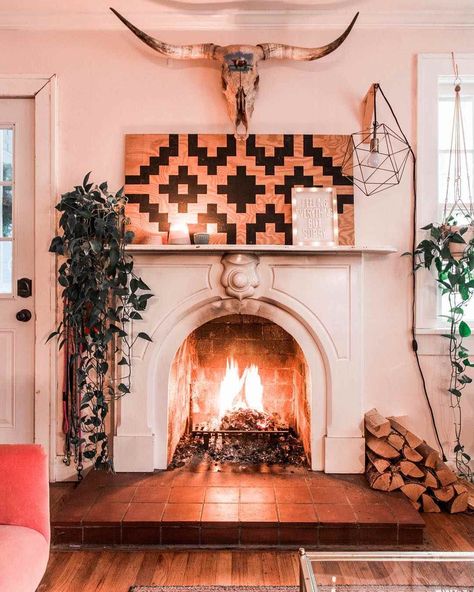 Top 50 Interior Design Instagram Accounts Rustic Lake House Decor, Houses Decor, Interior Design Instagram, Rustic Lake Houses, Hygge Life, Lake Houses, The Spruce, Guest Cottage, Instagram Accounts To Follow