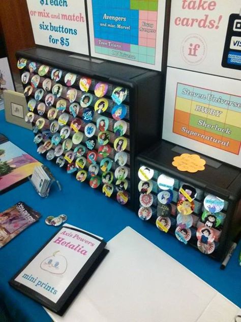 Button Display Artist Alley, Button Pin Display Artist Alley, Artist Alley Storage, Pinback Buttons Display, Artist Booth, Alley Ideas, Button Storage, Badge Box, Button Display